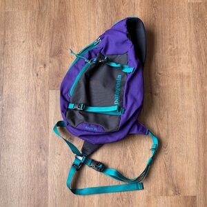 Patagonia Atom 8L Sling Backpack Crossbody - Spring 2017 - Purple/Black/Teal